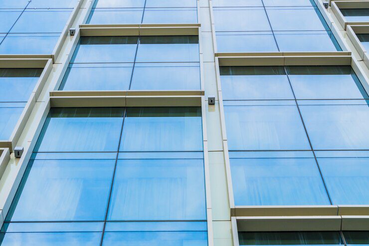 The Advantages of Laminated Glass for Homes and Businesses