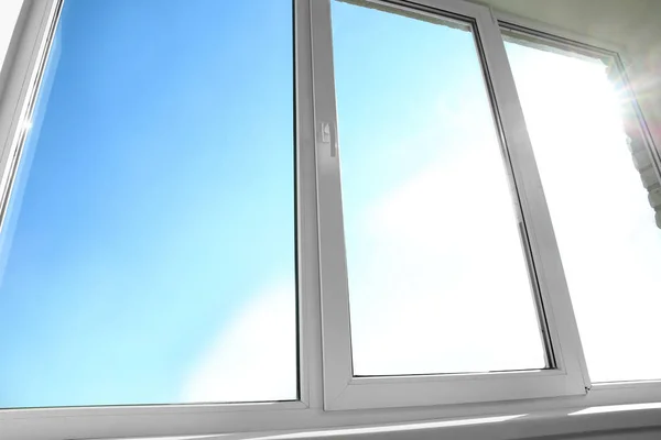 The role of windows in passive solar heating